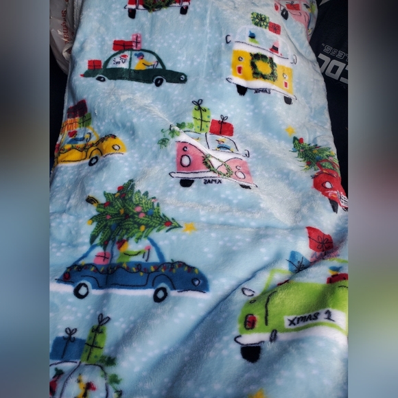 Volkswagen Holiday Throw Blanket-NWT - Picture 2 of 6